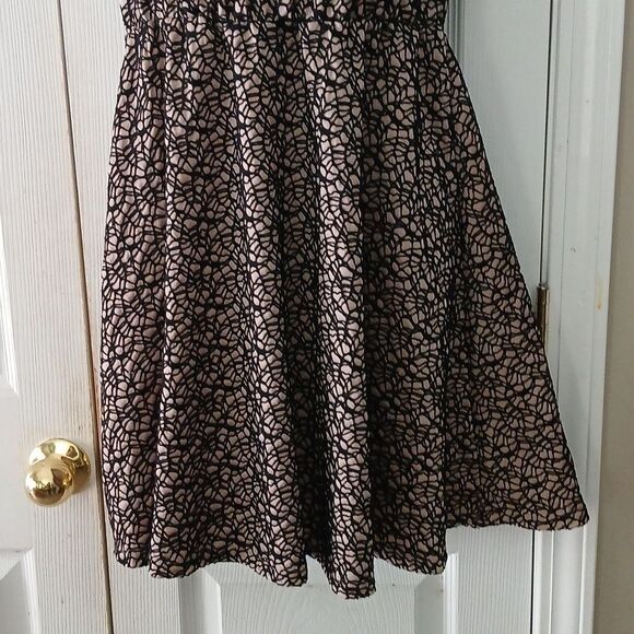 Live to be Spoiled black tan sleeveless bow accent dress Sz XL NWOT - Picture 2 of 8